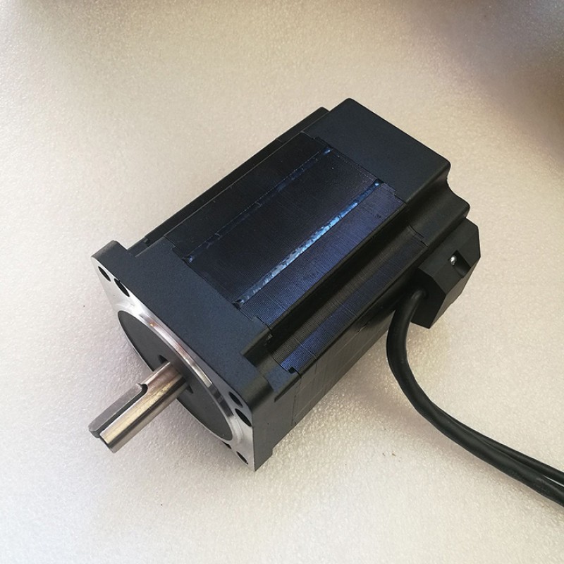 Silnik BLDC 850 W 48 V OK86BLS130-430 270 Ncm 3500 obr./min 3 fazy 86 x 86 mm wpust