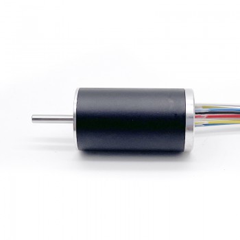 10 szt. Φ22mm 12/24V Silnik bezrdzeniowy szczotkowy TBC2240 0,15 kg.cm 22W-29W średnica wału 3 mm