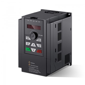 Falownik VFD 3-fazowy / jednofazowy 1,5KW BD600-1R5G-2 7A 220V/380V