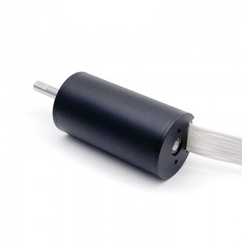 5 szt. Φ28mm 24V Silnik bezrdzeniowy szczotkowy TBC2854 0,8 kg.cm/2,2 kg.cm 15,2 W/41 W średnica wału 5 mm